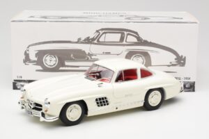 Mercedes 300 SL W198 White Minichamps 1:18 180039006 Diecast — photo 8 of 8