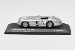 Mercedes 300 SLR #19 P. Levegh / J. Fitch 24 Hours of Le Mans 1955 Minichamps 1:43 432553000 Diecast