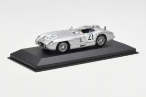 Mercedes 300 SLR #21 K. Kling / A. Simon 24 Hours of Le Mans 1955 Minichamps 1:43 432553021 Diecast — photo 2 of 4