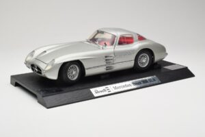 Mercedes 300 SLR Silver Revell 1:12 08851 Diecast