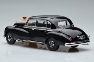 Mercedes 300 W186 Konrad Adenauer Norev 1:18 183707 Diecast — photo 7 of 9