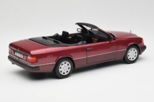 Mercedes 300CE-24 A124 Cabriolet Almandine Red Metallic Norev 1:18 B66040616 Diecast — photo 3 of 8