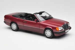 Mercedes 300CE-24 A124 Cabriolet Almandine Red Metallic Norev 1:18 B66040616 Diecast — photo 6 of 8