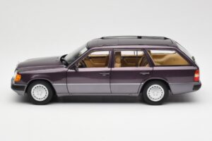 Mercedes 300D S124 T-Model Bornit Dealer Edition Norev 1:18 B66040701 Diecast — photo 4 of 8
