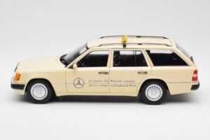 Mercedes 300D S124 T-Model Light Ivory Taxi Dealer Edition Norev 1:18 B66040702 Diecast — photo 4 of 8