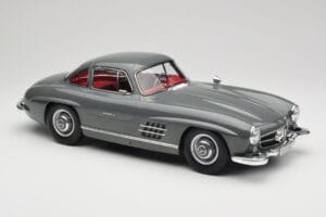 Mercedes 300SL W198 Gullwing Graphite Grey Norev 1:12 123852 Diecast — photo 4 of 6