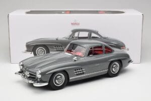 Mercedes 300SL W198 Gullwing Graphite Grey Norev 1:12 123852 Diecast — photo 6 of 6