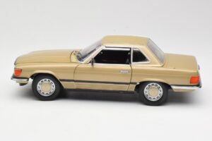 Mercedes 350 SL R107 Gold Sun Star 1:18 MB004 Diecast — photo 4 of 8