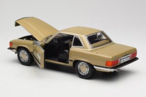 Mercedes 350 SL R107 Gold Sun Star 1:18 MB004 Diecast — photo 5 of 8