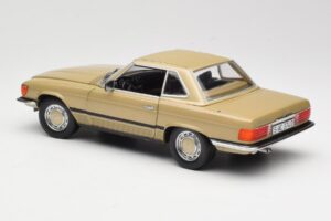 Mercedes 350 SL R107 Gold Sun Star 1:18 MB004 Diecast — photo 7 of 8