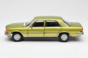Mercedes 450 SEL W116 Citrus Green Dealer Edition Norev 1:18 B66040683 Diecast — photo 4 of 8