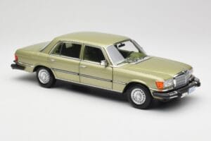 Mercedes 450 SEL W116 J.R. Ewing Dallas Silver Green Norev 1:18 183975 Diecast — photo 4 of 8
