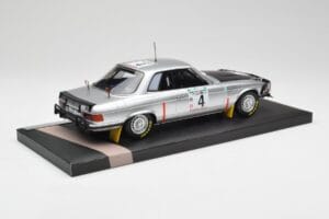 Mercedes 450 SLC 5.0 C107 #4 B. Waldegard / H. Thorszelius Rally Bandama 1979 Minichamps 1:18 107793204 Resin — photo 2 of 6