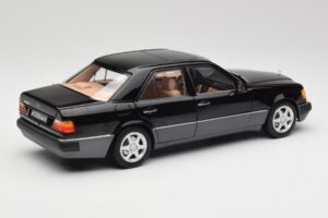 Mercedes 500E W124 Black Limited Edition Norev 1:18 183949 Diecast — photo 3 of 12