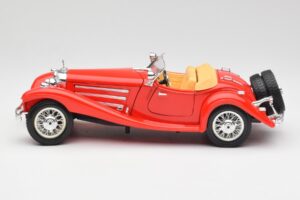 Mercedes 500K Roadster Red Bburago 1:18 3020 Diecast — photo 4 of 8