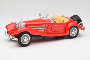 Mercedes 500K Roadster Red Bburago 1:18 3020 Diecast