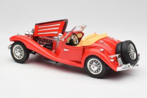 Mercedes 500K Roadster Red Bburago 1:18 3020 Diecast — photo 5 of 8