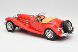 Mercedes 500K Roadster Red Bburago 1:18 3020 Diecast — photo 7 of 8