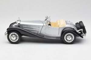 Mercedes 500K Roadster Silver Bburago 1:18 3020-M1 Diecast — photo 4 of 8