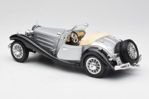 Mercedes 500K Roadster Silver Bburago 1:18 3020-M1 Diecast — photo 5 of 8