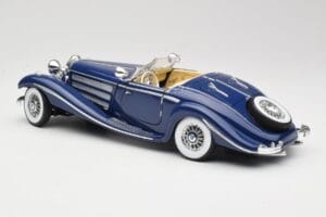 Mercedes 500K Special Roadster Blue Maisto 1:18 56059 Diecast — photo 7 of 8