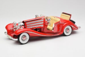 Mercedes 500K Special Roadster Red Maisto 1:18 56058 Diecast — photo 2 of 8