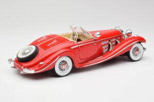 Mercedes 500K Special Roadster Red Maisto 1:18 56058 Diecast — photo 3 of 8