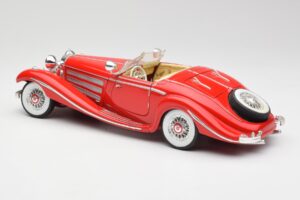 Mercedes 500K Special Roadster Red Maisto 1:18 56058 Diecast — photo 7 of 8