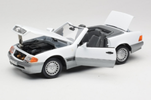 Mercedes 500 SL R129 White Roadtough 1:18 92048 Diecast — photo 2 of 8