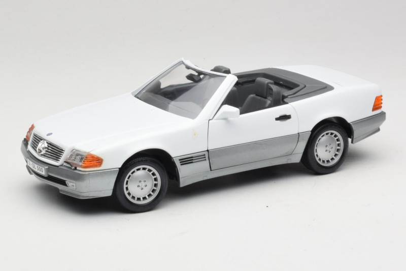 Mercedes 500 SL R129 White Roadtough 1:18 92048 Diecast