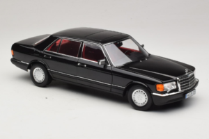Mercedes 560 SEL W126 Black With Red Interior Norev 1:18 183788 Diecast — photo 6 of 8