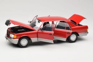 Mercedes 560 SEL W126 Red Norev 1:18 183463 Diecast — photo 2 of 8