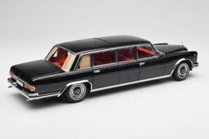 Mercedes 600 Pullman W100 Black NZG 1:18 1071/50 Diecast — photo 3 of 8