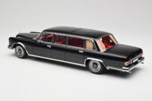 Mercedes 600 Pullman W100 Black NZG 1:18 1071/50 Diecast — photo 7 of 8