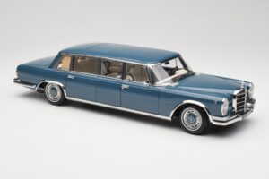 Mercedes 600 Pullman W100 Blue NZG 1:18 B66040707 Diecast — photo 6 of 8