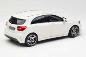Mercedes A-Class W176 Cirrus White Norev 1:18 B66960126 Diecast — photo 3 of 8