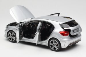 Mercedes A-Class W176 Polar Silver Norev 1:18 B66960139 Diecast — photo 5 of 8