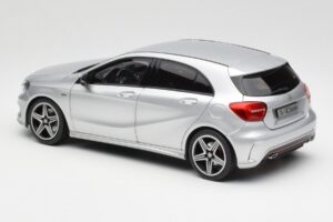 Mercedes A-Class W176 Polar Silver Norev 1:18 B66960139 Diecast — photo 7 of 8