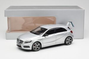 Mercedes A-Class W176 Polar Silver Norev 1:18 B66960139 Diecast — photo 8 of 8