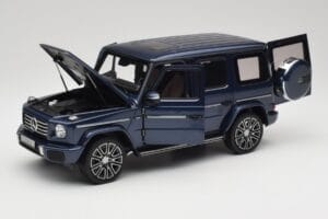 Mercedes AMG G 63 L W465 Dark Blue Norev 1:18 B66960663 Diecast — photo 2 of 8