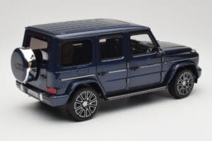 Mercedes AMG G 63 L W465 Dark Blue Norev 1:18 B66960663 Diecast — photo 3 of 8