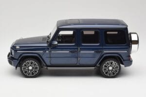 Mercedes AMG G 63 L W465 Dark Blue Norev 1:18 B66960663 Diecast — photo 4 of 8