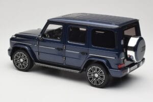 Mercedes AMG G 63 L W465 Dark Blue Norev 1:18 B66960663 Diecast — photo 7 of 8