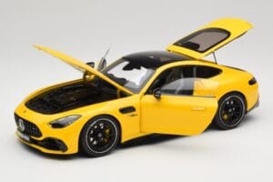 Mercedes AMG GT 43 C192 Turbo Sun Yellow NZG 1:18 B66960587 Diecast — photo 2 of 8