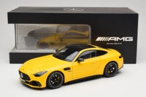 Mercedes AMG GT 43 C192 Turbo Sun Yellow NZG 1:18 B66960587 Diecast — photo 8 of 8