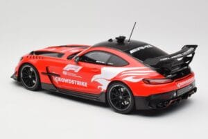 Mercedes AMG GT Black Series C190 Safety Car F1 2023 Minichamps 1:18 155032091 Diecast — photo 5 of 6