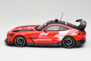 Mercedes AMG GT Black Series F1 Safety Car 2022 Minichamps 1:18 153032093 Diecast — photo 3 of 6