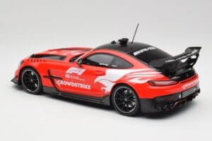 Mercedes AMG GT Black Series F1 Safety Car 2022 Minichamps 1:18 153032093 Diecast — photo 5 of 6