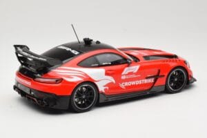 Mercedes AMG GT C190 Black Series Safety Car F1 2022 Minichamps 1:18 155032090 Diecast — photo 2 of 6