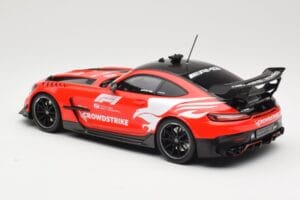 Mercedes AMG GT C190 Black Series Safety Car F1 2022 Minichamps 1:18 155032090 Diecast — photo 5 of 6